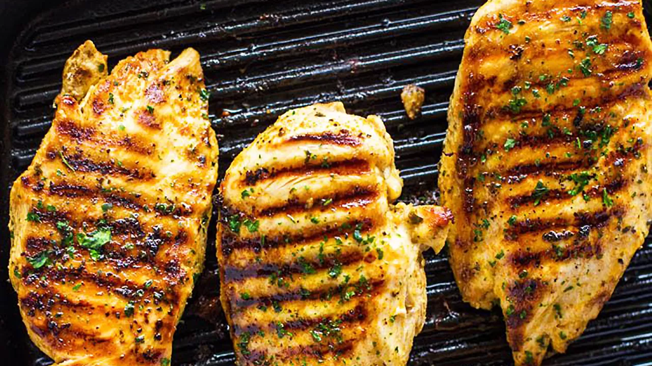 Grilled Chicken Breast in the Pan - Best Grilled Chicken Breast Recipe
