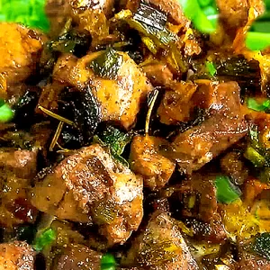 Fried Lamb Liver with Green Onions.