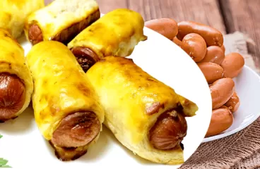 Australian Sausage Rolls Recipe in 30 Minutes the Easy Way<span class="rmp-archive-results-widget "><i class=" rmp-icon rmp-icon--ratings rmp-icon--star rmp-icon--full-highlight"></i><i class=" rmp-icon rmp-icon--ratings rmp-icon--star rmp-icon--full-highlight"></i><i class=" rmp-icon rmp-icon--ratings rmp-icon--star rmp-icon--full-highlight"></i><i class=" rmp-icon rmp-icon--ratings rmp-icon--star rmp-icon--full-highlight"></i><i class=" rmp-icon rmp-icon--ratings rmp-icon--star "></i> <span>4.1 (9)</span></span>