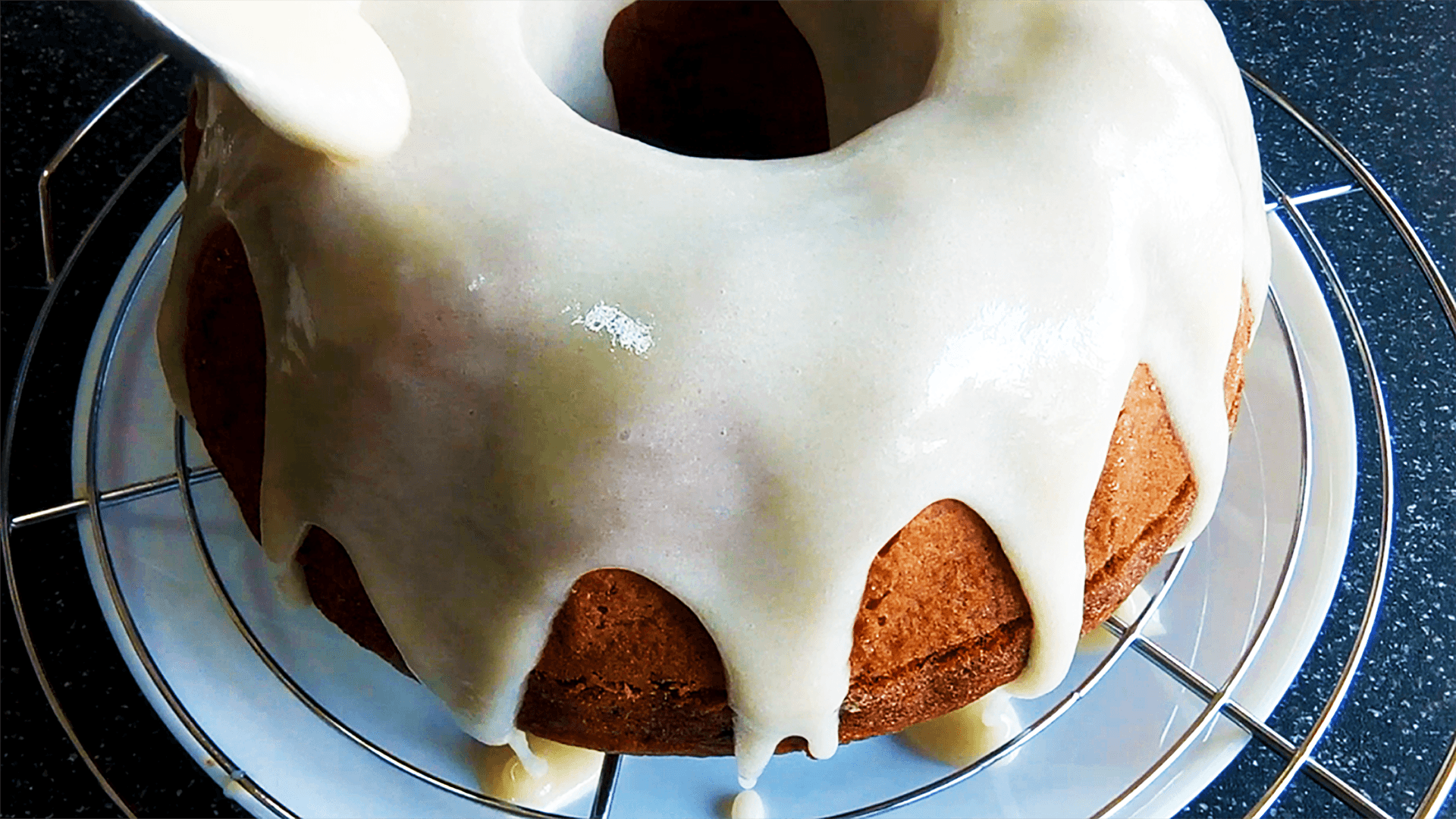 Easy Vanilla Frosting Recipe for Cake
