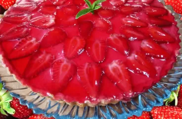Classic Strawberry Tart Recipe {How to Make French Strawberry Tart in 60 Minutes the Easy Way}<span class="rmp-archive-results-widget "><i class=" rmp-icon rmp-icon--ratings rmp-icon--star rmp-icon--full-highlight"></i><i class=" rmp-icon rmp-icon--ratings rmp-icon--star rmp-icon--full-highlight"></i><i class=" rmp-icon rmp-icon--ratings rmp-icon--star rmp-icon--full-highlight"></i><i class=" rmp-icon rmp-icon--ratings rmp-icon--star rmp-icon--full-highlight"></i><i class=" rmp-icon rmp-icon--ratings rmp-icon--star rmp-icon--full-highlight"></i> <span>4.8 (5)</span></span>