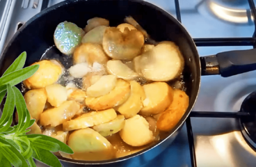 Tarragon Cottage Fries Recipe {Cooking Cottage Fried Potatoes the Easy Way}<span class="rmp-archive-results-widget "><i class=" rmp-icon rmp-icon--ratings rmp-icon--star rmp-icon--full-highlight"></i><i class=" rmp-icon rmp-icon--ratings rmp-icon--star rmp-icon--full-highlight"></i><i class=" rmp-icon rmp-icon--ratings rmp-icon--star rmp-icon--full-highlight"></i><i class=" rmp-icon rmp-icon--ratings rmp-icon--star rmp-icon--full-highlight"></i><i class=" rmp-icon rmp-icon--ratings rmp-icon--star rmp-icon--full-highlight"></i> <span>5 (5)</span></span>