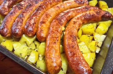 Cooking Italian Sausage Links and Potatoes in the Oven the Easy Way in 75 Minutes<span class="rmp-archive-results-widget "><i class=" rmp-icon rmp-icon--ratings rmp-icon--star rmp-icon--full-highlight"></i><i class=" rmp-icon rmp-icon--ratings rmp-icon--star rmp-icon--full-highlight"></i><i class=" rmp-icon rmp-icon--ratings rmp-icon--star rmp-icon--full-highlight"></i><i class=" rmp-icon rmp-icon--ratings rmp-icon--star rmp-icon--full-highlight"></i><i class=" rmp-icon rmp-icon--ratings rmp-icon--star rmp-icon--full-highlight"></i> <span>5 (5)</span></span>