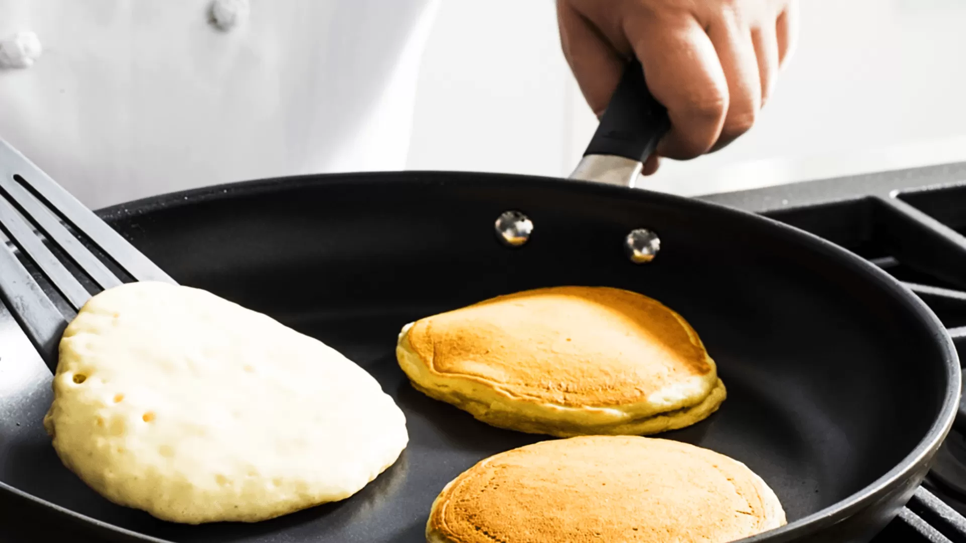 Fluffy Pancake Recipe for American Pancakes
